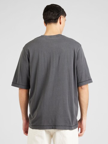 T-Shirt 'RACER' JACK & JONES en gris