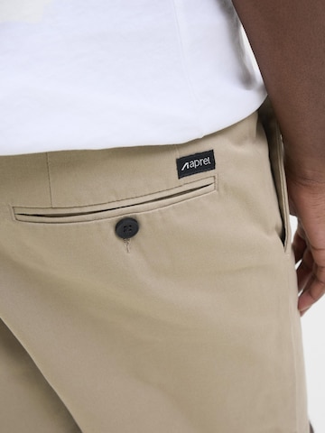 aprel Regular Shorts in Beige