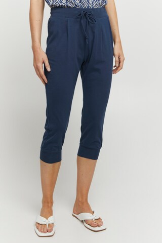 b.young Tapered Pleat-Front Pants 'PANDINA' in Blue: front