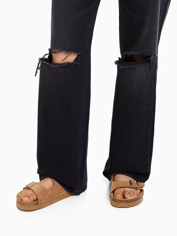 Bershka Zvonové kalhoty Džíny – černá