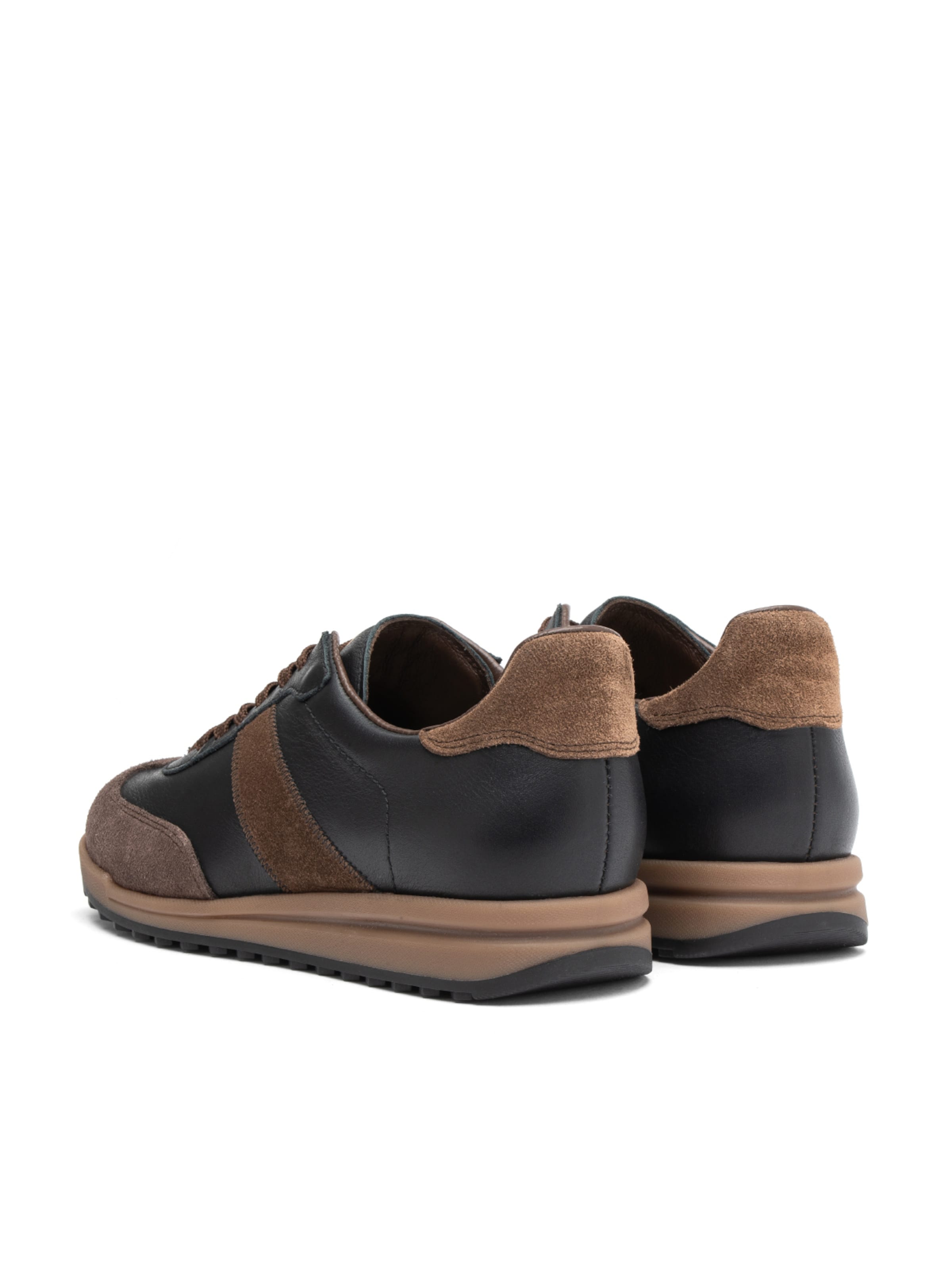 RYŁKO Sneaker in Schwarz