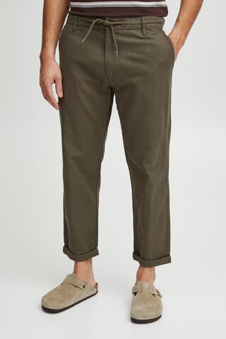 INDICODE JEANS Regular Chinohose 'Combat' in Grün: Vorderseite