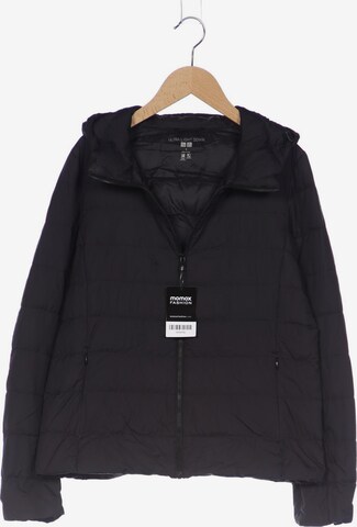 UNIQLO Jacket & Coat in S in Black: front