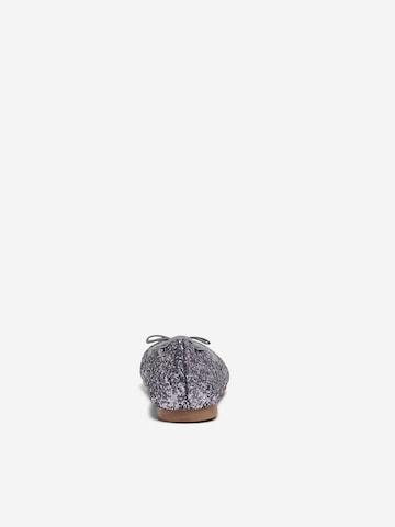ONLY - Bailarina en plata