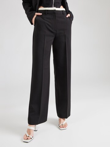 Loosefit Pantaloni con piega frontale 'Herbie' di SECOND FEMALE in nero: frontale