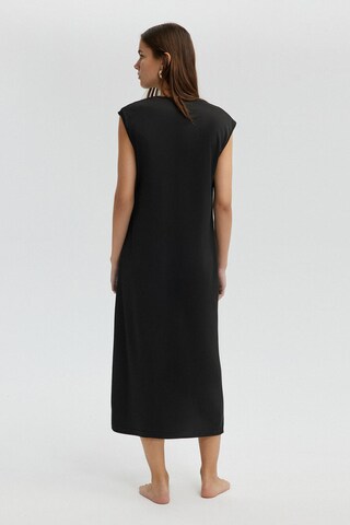 Robe Touche Prive en noir