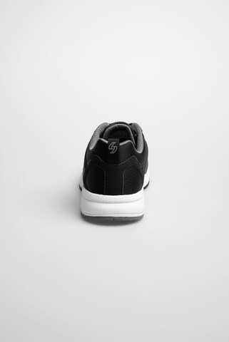 CAMP DAVID Sneakers in Black
