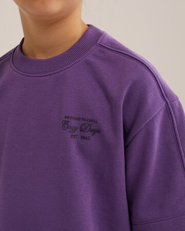 WE Fashion Sweatshirt in Lila