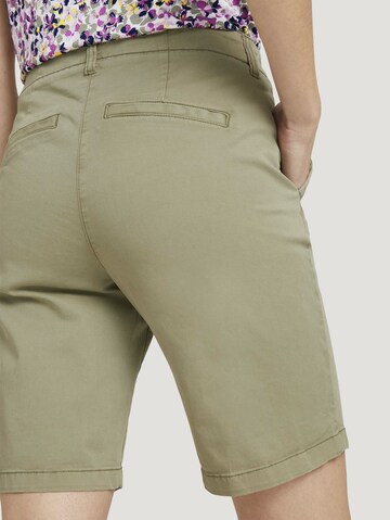 TOM TAILOR Loosefit Chino in Groen