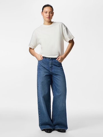 T-shirt 'PCChilli' PIECES en blanc