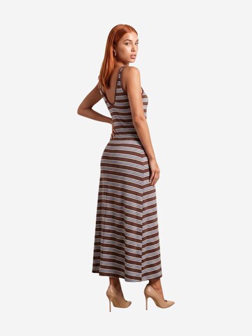 I AM - Vestido 'Abito Cotone Righe 25260' en marrón