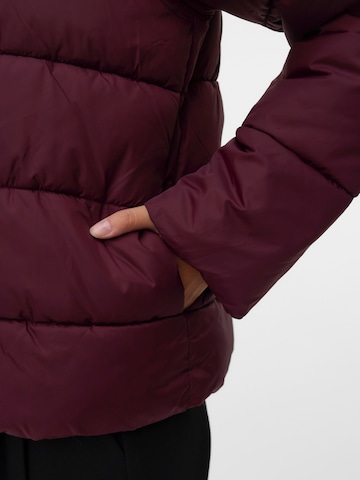 VERO MODA Between-season jacket 'VMBELINDA' in Red
