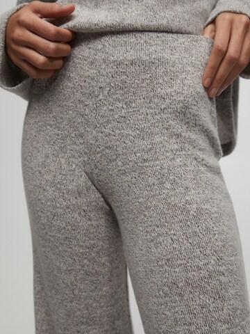 Pull&Bear Loose fit Pants in Grey