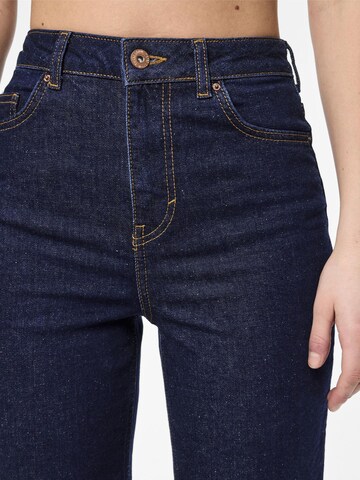 PIECES Regular Jeans 'PCHOLLY' in Blue