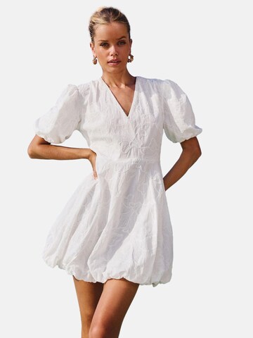 Lipsy Dress in White: front