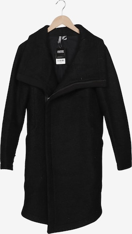 H&M Mantel S in Schwarz: Vorderseite