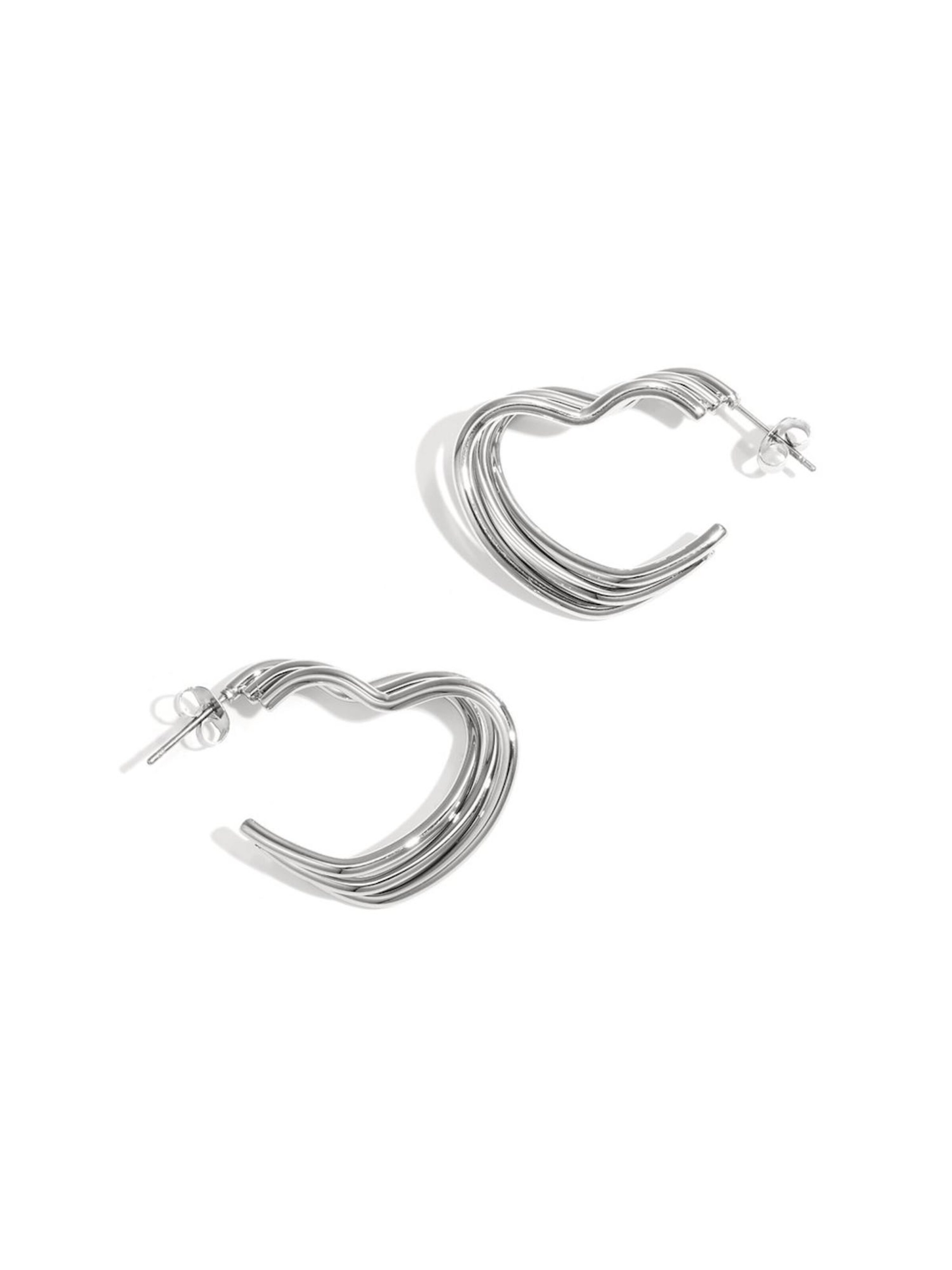 Cala Rose Earrings 'WAVY HEART' in Silver: front