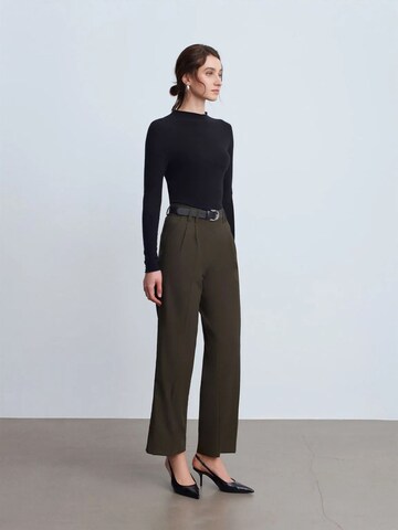 Wide leg Pantaloni di Dilvin in verde