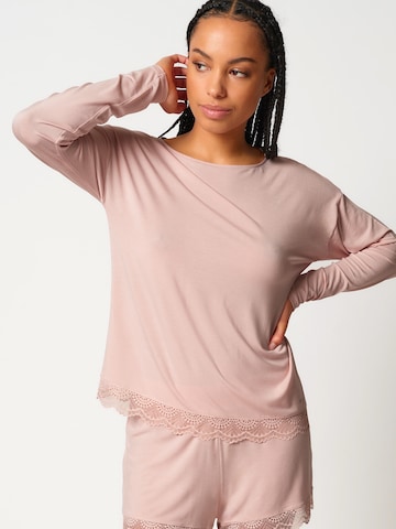 Skiny Slaapshirt in Roze: voorkant