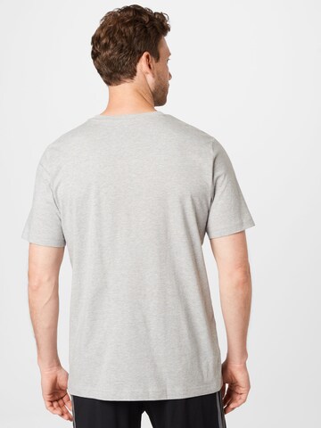 ADIDAS SPORTSWEAR Funkční tričko 'Essentials Camo Print' – šedá