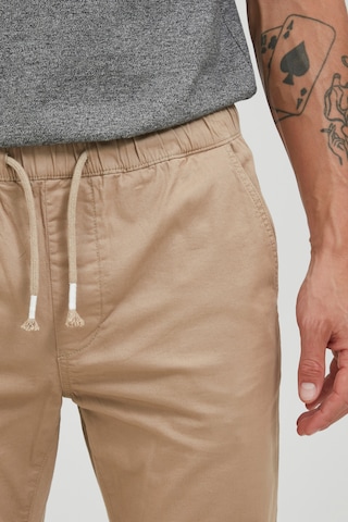 11 Project Regular Chinohose 'Louis' in Beige