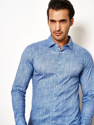 DESOTO Slim Fit Hemd 'Kent' in Blau