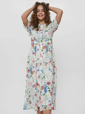 NÜMPH Puseromekko 'KYNDALL' värissä valkoinen: etupuoli