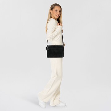 Burkely Schoudertas 'Fine Florence' in Zwart: voorkant