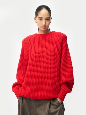 GOBI Cashmere Tröja 'Women's Wide-Shoulder Crewneck Cashmere Sweater' i röd: framsida
