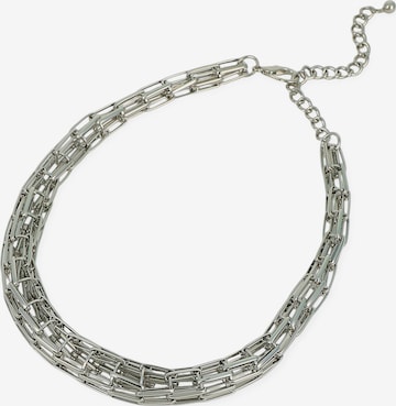 sidabrinė SOHI Grandinėlė 'Ranjitha': priekis