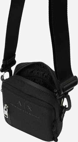 ARMANI EXCHANGE Skuldertaske i sort