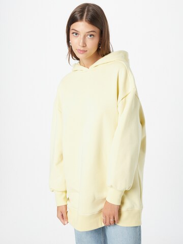 Sweat-shirt Urban Classics en jaune : devant