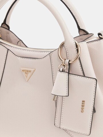 GUESS Umhängetasche‌‌‌‌‌‌‌‌‌ in Pink