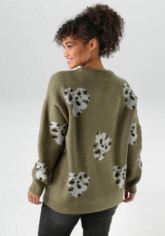 Aniston Sweater in Green