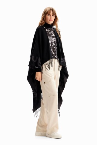 Desigual - Capa en negro