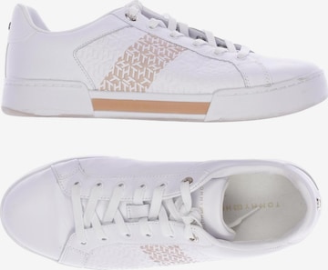 TOMMY HILFIGER Sneakers & Trainers in 41 in White: front