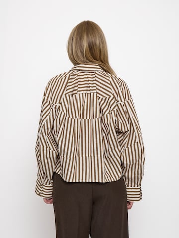 Peppercorn Shirt 'Sadie' in Brown