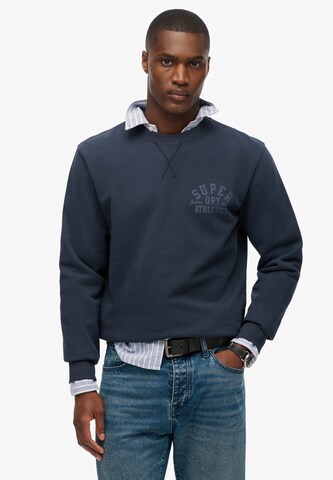 Sweat-shirt 'Athletic Essentials' Superdry en bleu : devant