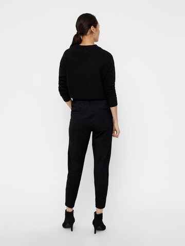 Coupe slim Pantalon 'Eva' Vero Moda Petite en noir