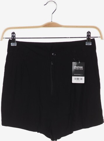 Wemoto Shorts in M in Black: front