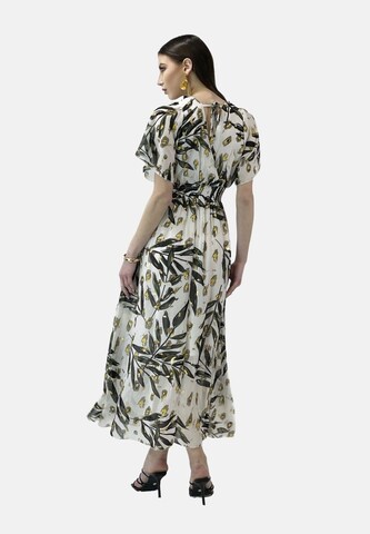 Robe d’été Elara en blanc