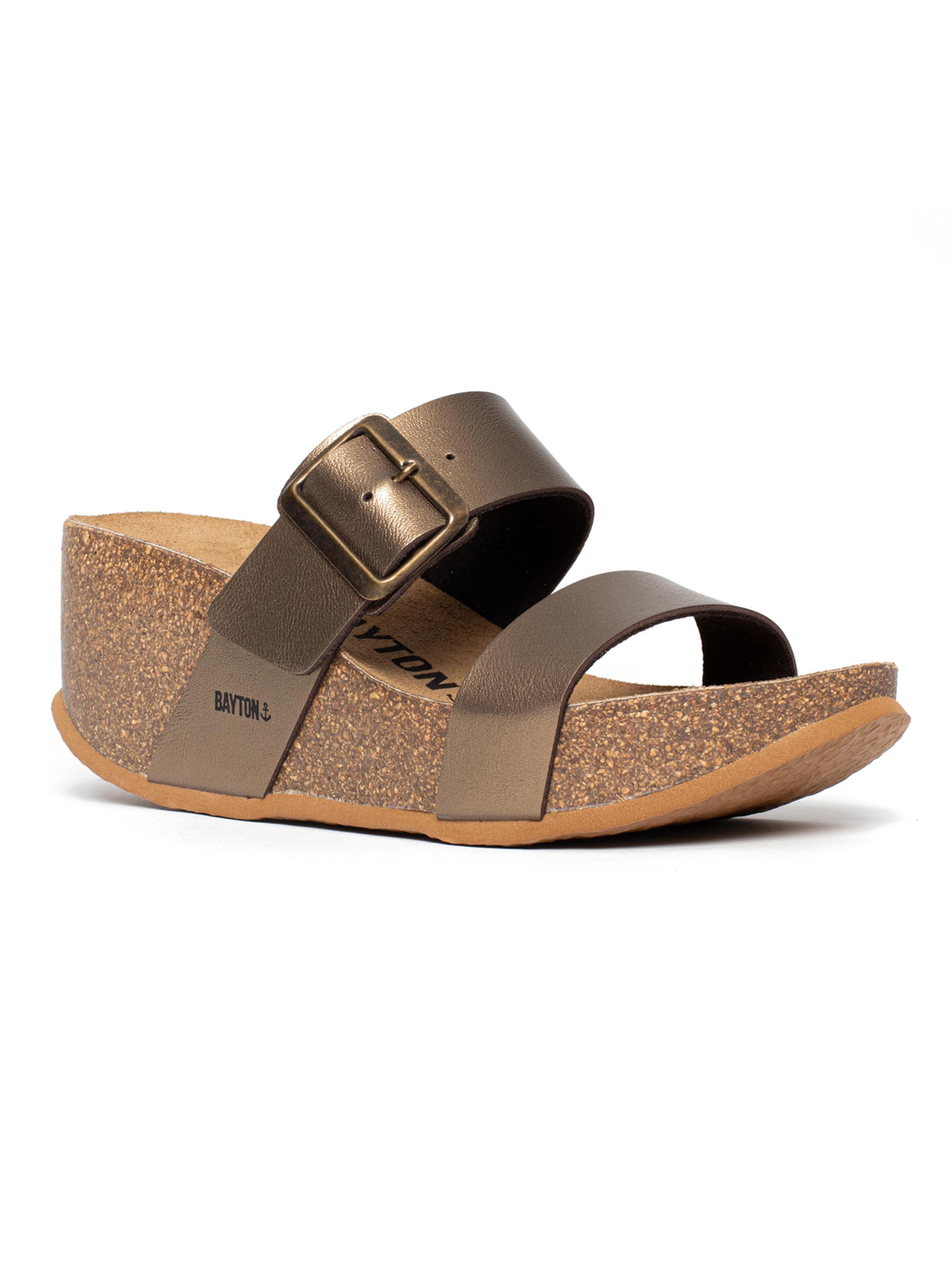 Saboți 'Newcastle' de la Bayton pe bronz