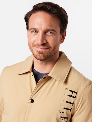 TOMMY HILFIGER Jacke in Braun