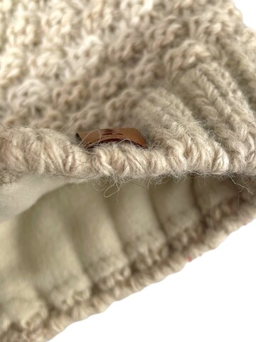 Kumixi Beanie 'Set: Mütze & Loop Schal' in Beige