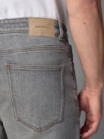 Loosefit Jeans di Next in grigio