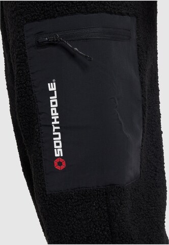 SOUTHPOLE - Loosefit Pantalón 'Authentic02' en negro