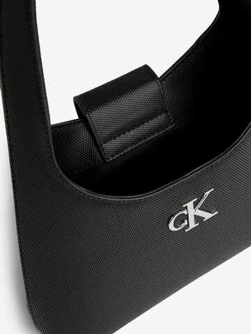 Calvin Klein Jeans Schultertasche in Schwarz