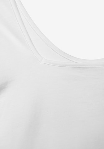 T-shirt LASCANA en blanc