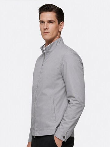ALLTHEMEN Between-Season Jacket 'Windstille' in Grey
