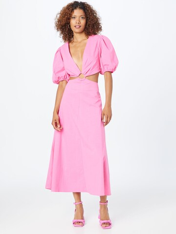 Résumé Платье в Ярко-розовый: спереди